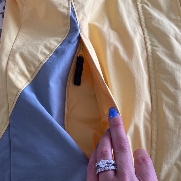 Columbia Yellow Packable Rain Jacket - Picture 5 of 8